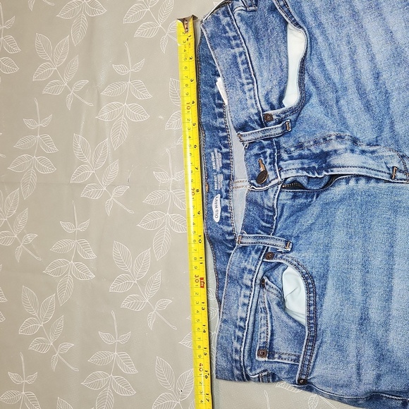 Old Navy Jeans - Picture 4 of 8